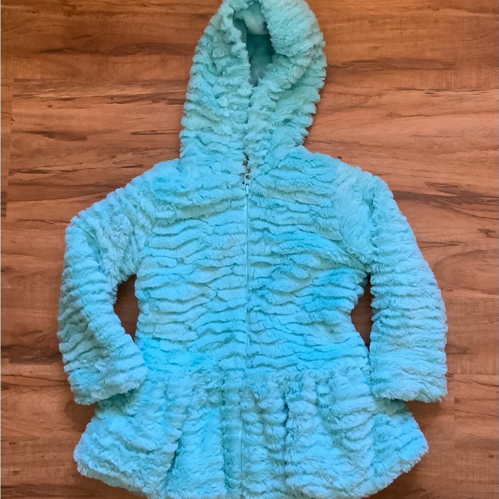 American Widgeon Faux Fur Blue Soft Coat Size 4 Pre-Owned